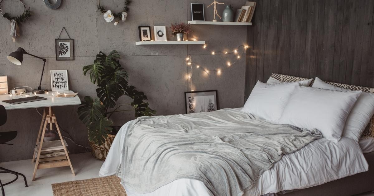 Small Space Solutions: Making the Most of a Tiny Bedroom